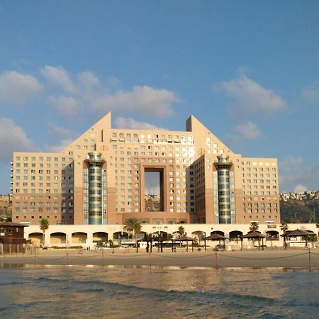 Апартаменти Dream Holiday Хайфа Екстер'єр фото